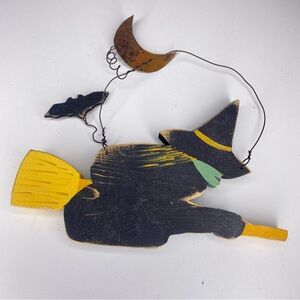 Vtg Hand Painted Wood Witch on a Broomstick Handcrafted 1994 Wall Door Hanging
